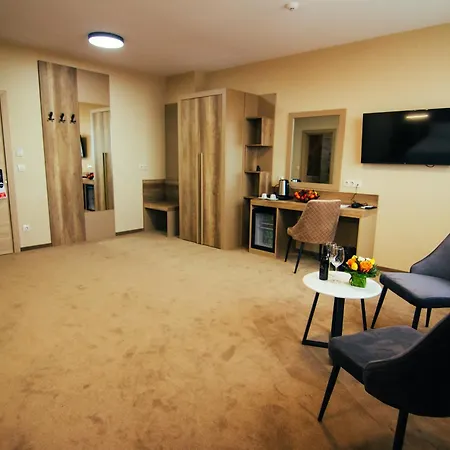 Hotel Via Serdika 4*