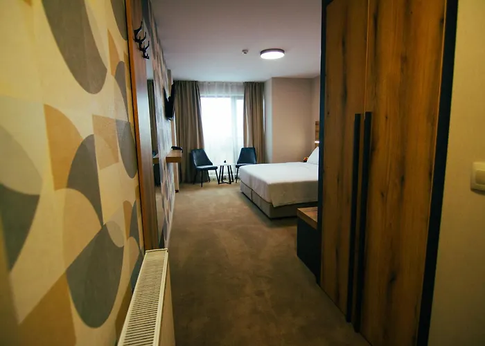 Hotel Via Serdika 4*